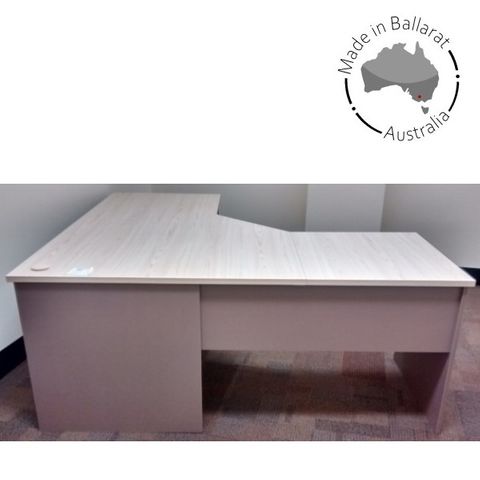 Nelson CWS 1800 x 1800 x D700 x H725mm 2p Splay L2