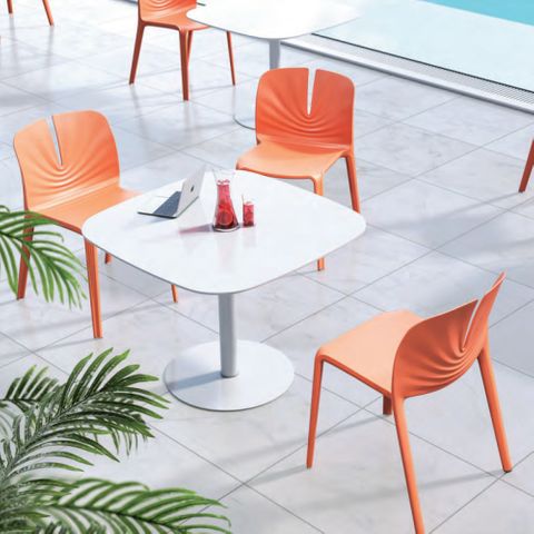 Plis Chair - Italian Design - Stackable - Polypropylene