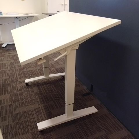 Sit/Stand Table with Tilt Top 1500x750mm, Height adj. L2