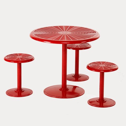 Cafe Round table 830mm diam. with 3 stools anchorable