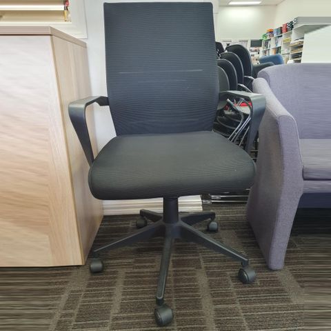 Secondhand Meshback Task Chair with Fixed Height Arms