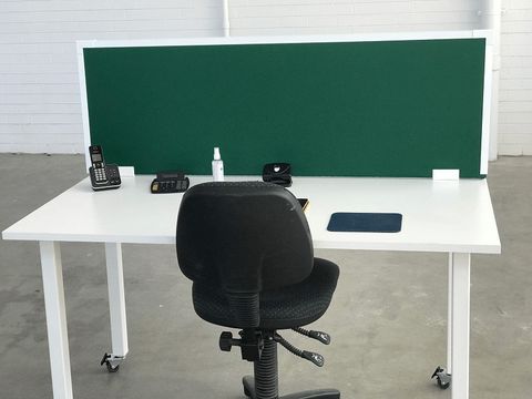 DeskTop Partition  L1700xH600x35mm Framed top & sides