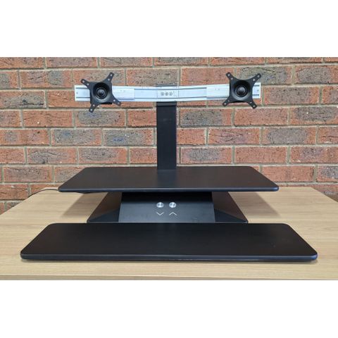 Secondhand Electric Standesk with dual monitor bracket