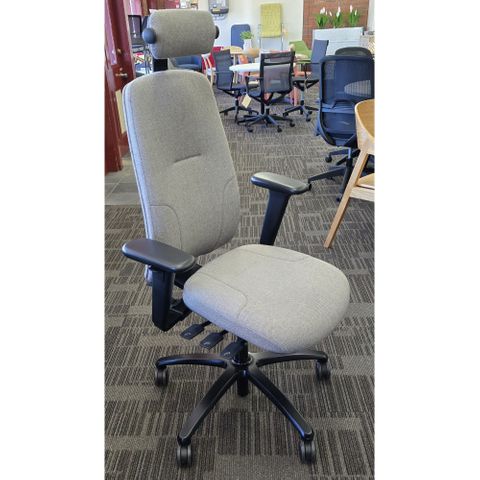 RH Logic 220 Chair Arms Neckrest Uph Back 150kg F3 Demo