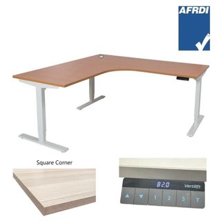 Vertilift Electric CWS 1600x2100x750mm 2P 3Leg Wht L2 CMH