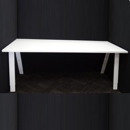 Proton Desk/Bench L1800 x D600, H750  Wht Top L1