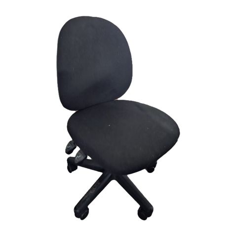 Secondhand chair 11