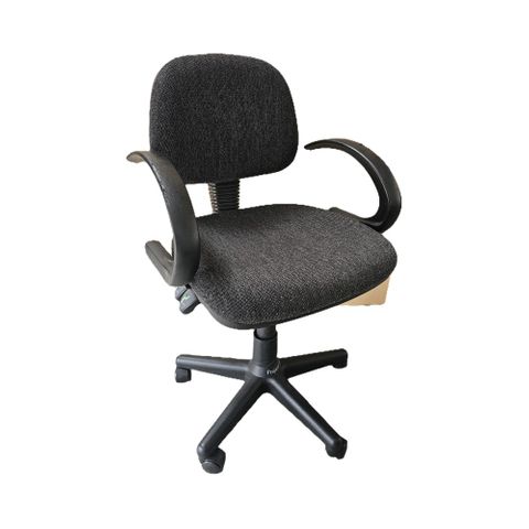 Secondhand chair 17 LB reverse C Arms Black