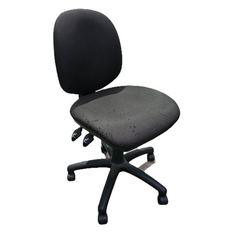 Secondhand chair 83 Black MB chair