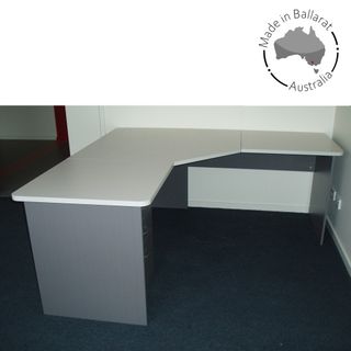 Bray CWS 1800x1800x700xH725 2P Splay L1 Radius Corners