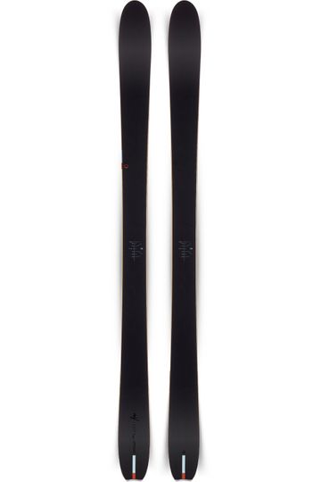 Season 2024 Aero Snow Skis
