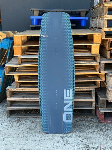 Ronix 2023 One Blackout 142- Factory Second