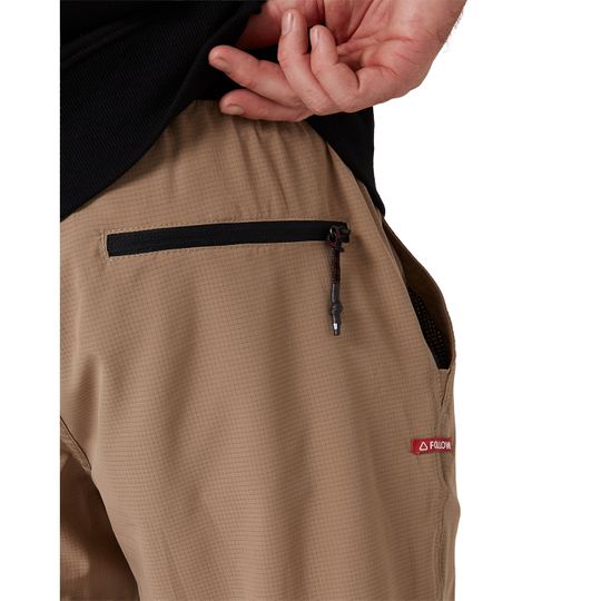 Follow 2027 Tech Pants