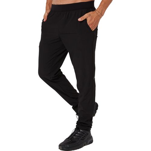 Follow 2027 Tech Pants