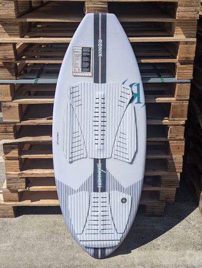 Ronix Flyweight pro skimmer 4'6" Shop soiled 38