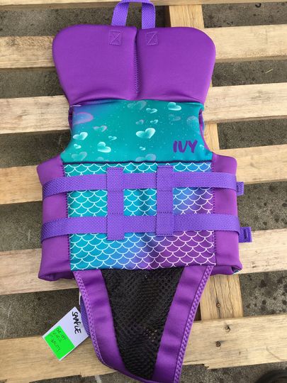 Ivy Junior girls Vest W/Collar 2-3 - Non Approved Sample