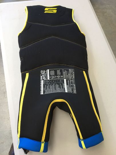 Radar 2024 Titan Barefoot Suit Yellow - Sample