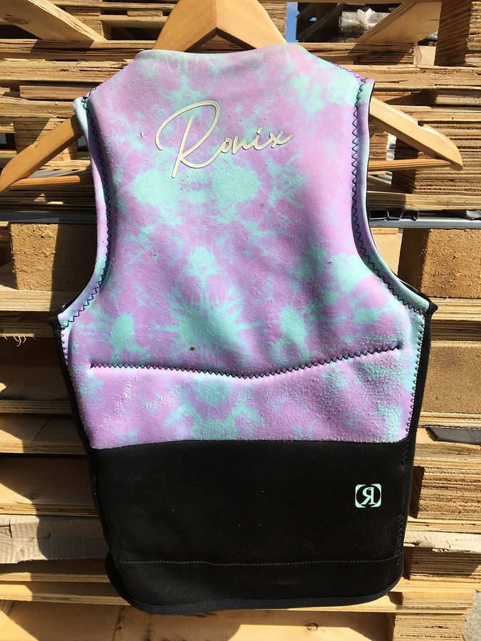 Ronix 2022 Prom Queen Size Y10. Used. 117