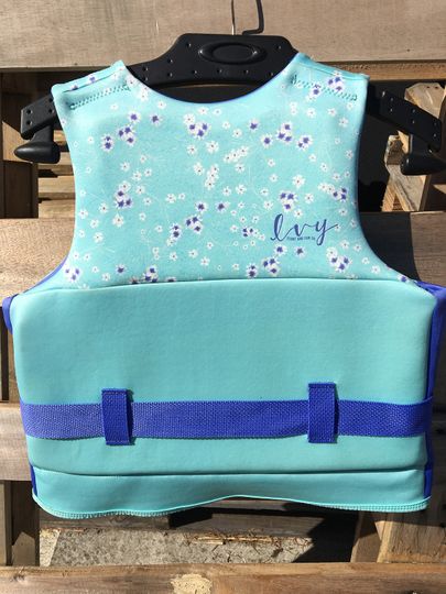 Ivy 2022 JNR GIRLS VEST 8-10 - NON Approved (C101)