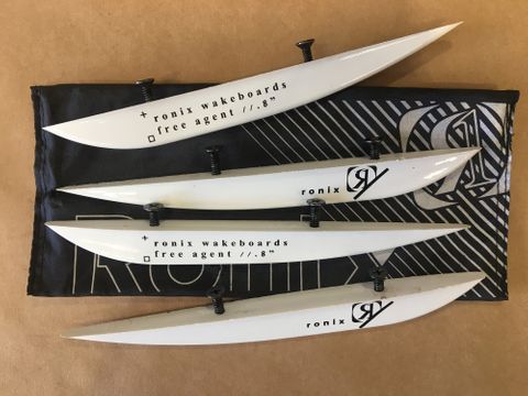 Ronix Free Agent Wakeboard Fins X4. Point 8 inch White. 193