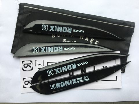 Ronix Ramp 1.0 Inch Fins X4 Black. (C198)