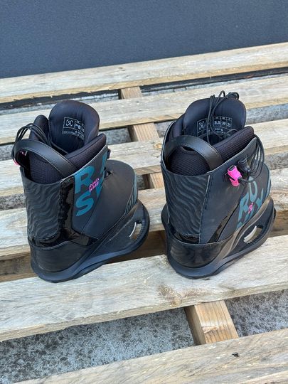 Ronix 2025 Rise boots W8 - Used. C082