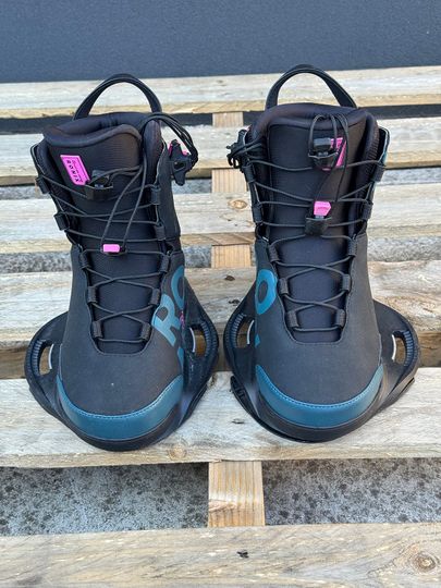 Ronix 2025 Rise boots W8 - Used. C082