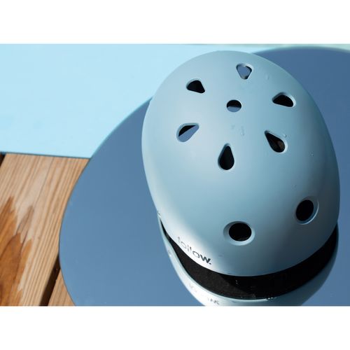 Follow 2027 Safety First Helmet
