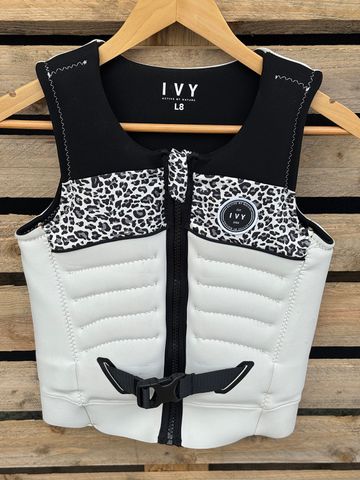 Ivy 2025 SAVANNAH VEST 8 - Approved Sample (C65)
