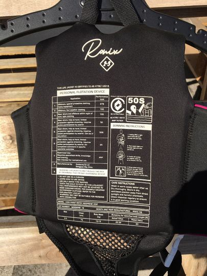 Ronix 2025 ATLANTIS JNR GIRLS VEST  2-3  - Used C103