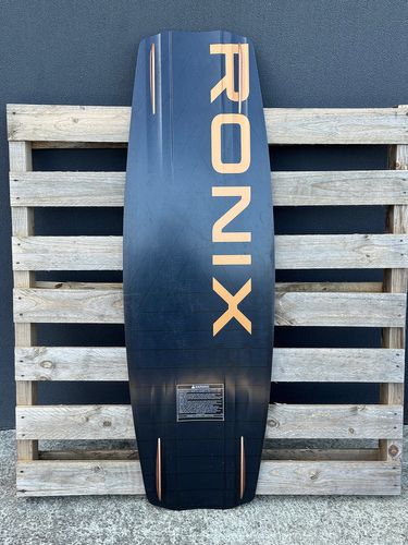 Ronix 2025 ONE BLACKOUT 142 - Ex demo (C095)