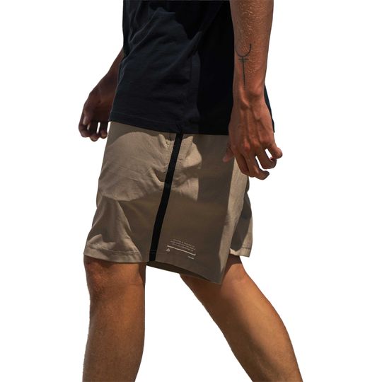 Follow 2027 Tech Shorts