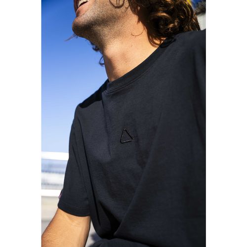Follow 2027 Stitched Tee