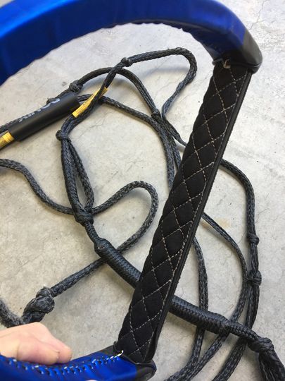 Ronix Ronix PU Bungee Surf Rope & Handle. Used.