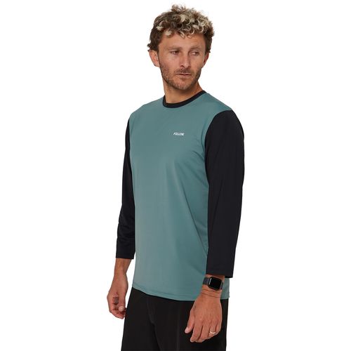 Follow 2027 Water Raglan 3/4 Tee