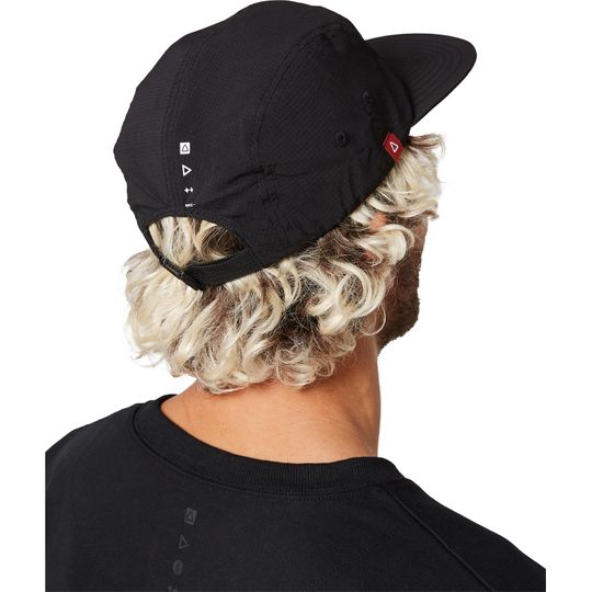 Follow 2026 Tech Cap