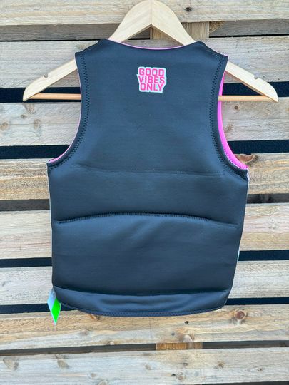 Ivy 2025 TEEN CAPRI Y10 - NON APPROVED SAMPLE