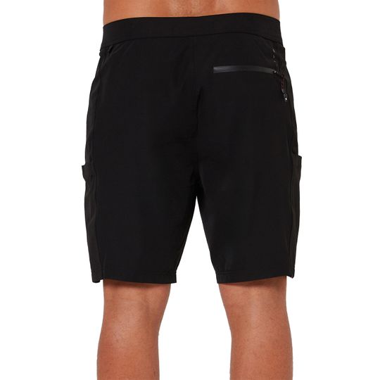 Follow 2026 Global Tech Boardies