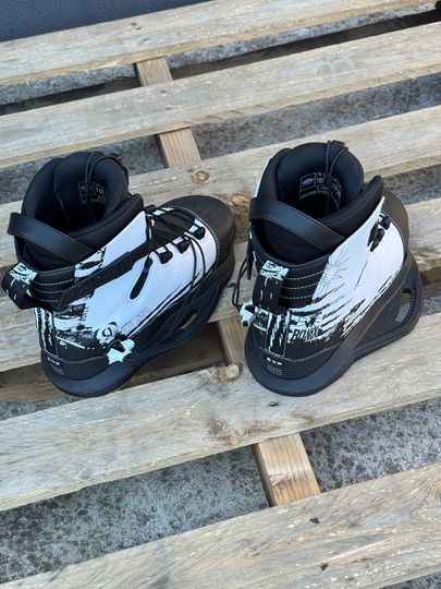 Ronix 2025 KINETIK PROJECT EXP BOOTS 10 - Ex Demo (C106)