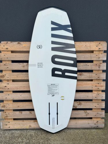Ronix 2025 727 Foil Board only 4'8 - ex demo (C183)