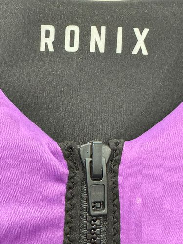 Ronix Ronix Daydream Vest Women's 8 Sample Not Approved.  (C214)