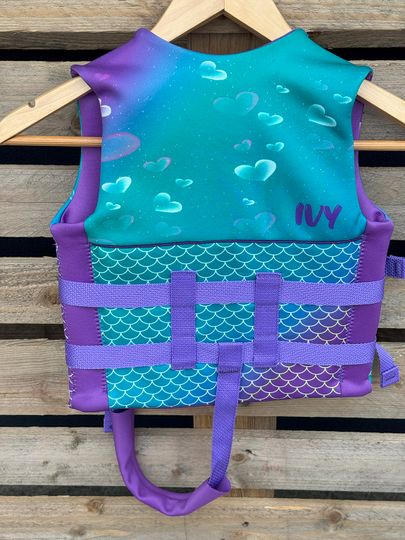 Ivy IVY Sample Girls 4-6 Vest. NOT APPROVED. (C219)