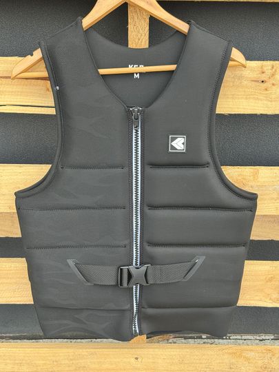 KGB 2026 Capital sample vest M - NON APPROVED (C77)