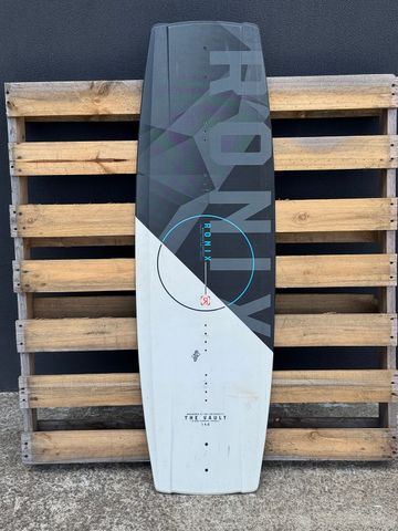 Ronix 2025 Vault 140  Ex Demo. (C230)