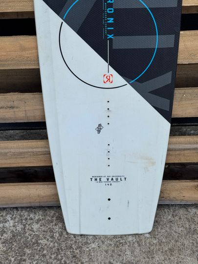 Ronix 2025 Vault 140  Ex Demo. (C230)