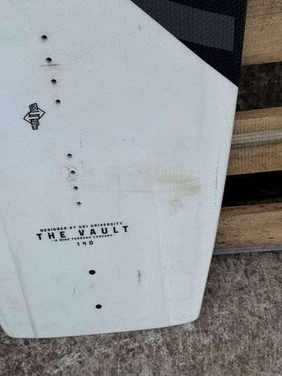 Ronix 2025 Vault 140  Ex Demo. (C230)