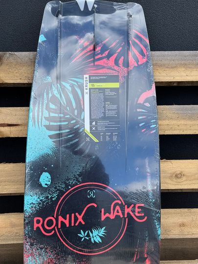 Ronix 2025 Krush 140 damaged. In plastic.  (C232)