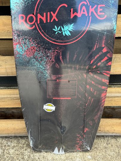 Ronix 2025 Krush 140 damaged. In plastic.  (C232)