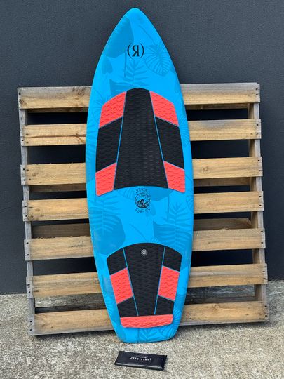 Ronix 2025 Thrasher Marsh Mellow 5'2 Ex Demo.  (C237)