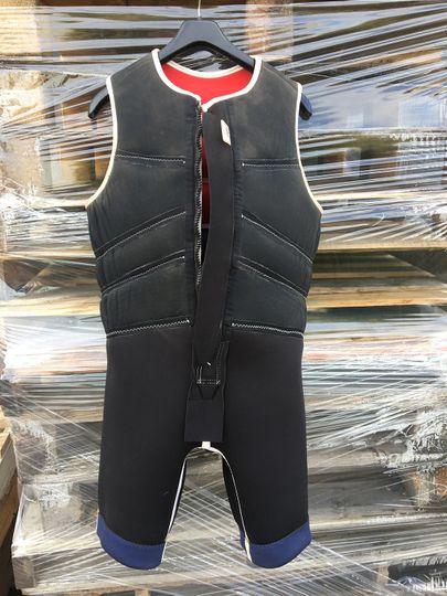 Sands 2024 Titan Barefoot Suit Large - Repaired. (C187)